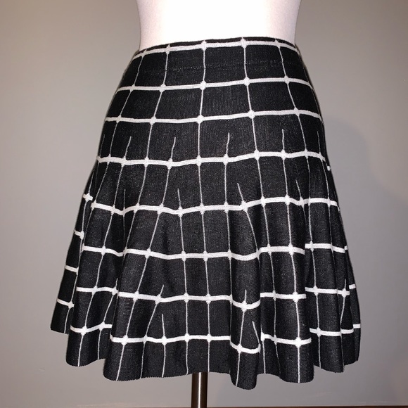 Candies Knit Skirt - Picture 3 of 6